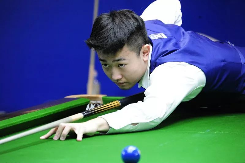 空中对抗稳 空中对抗稳